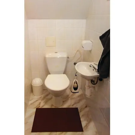 Three-bedroom Holiday In Hébergement de vacances